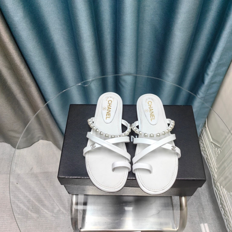 Ch*el slippers